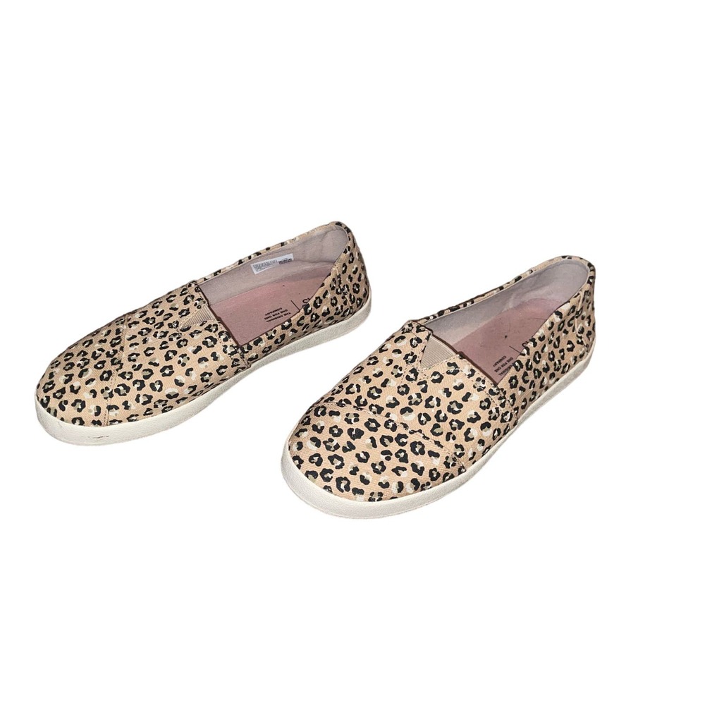 TOMS Avalon Leopard-Cheetah Slip On Sneakers - Size 8.
